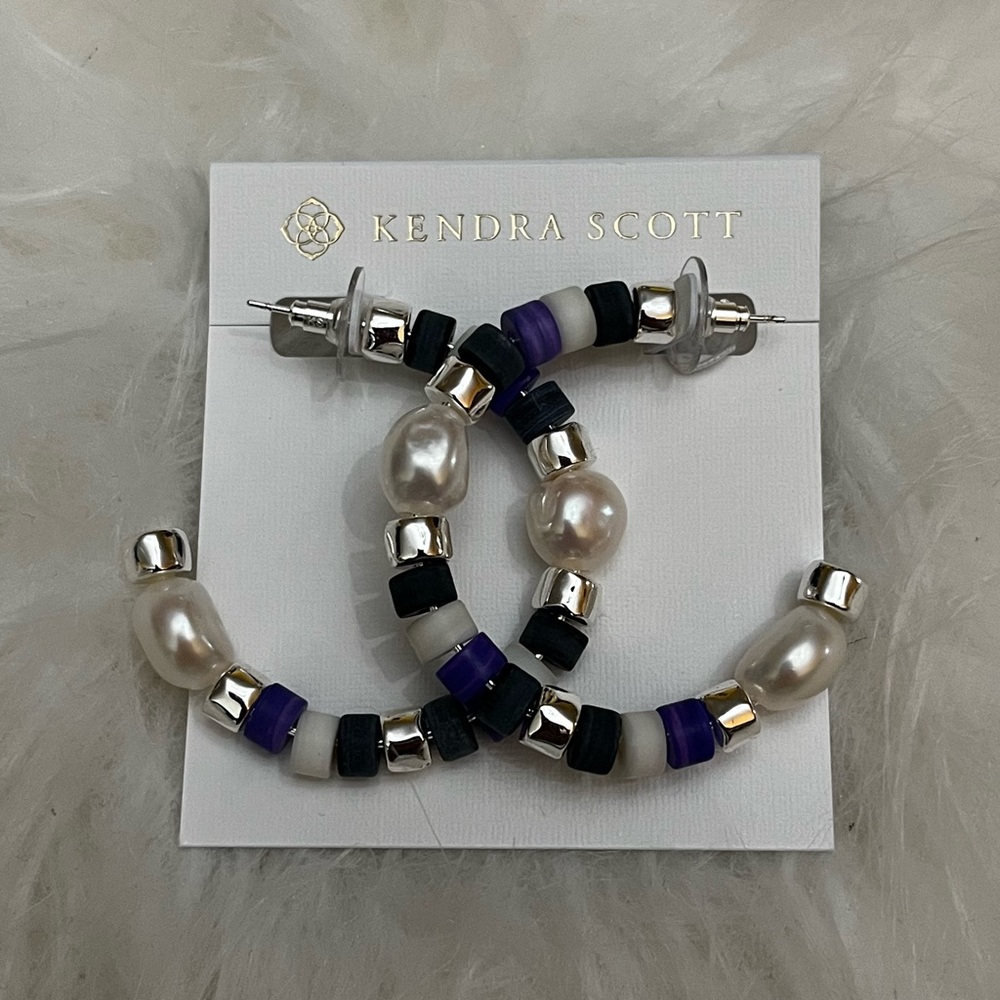1 left!! KENDRA SCOTT Rachel Hoop Earrings